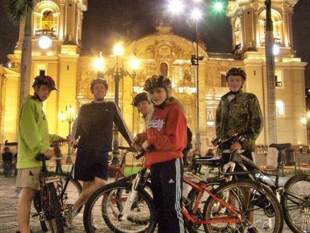 Lima City Bike Tour www.perucycling.com